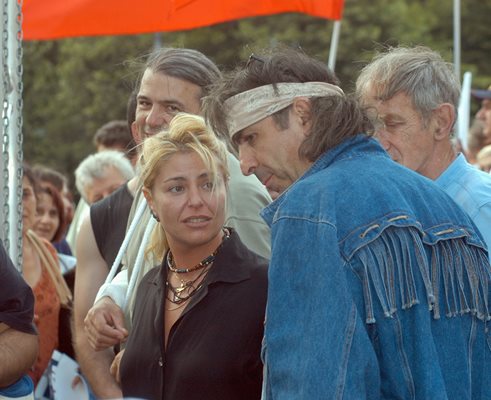 Васко Кръпката и Хилда Казасян на един от митингите на десните.