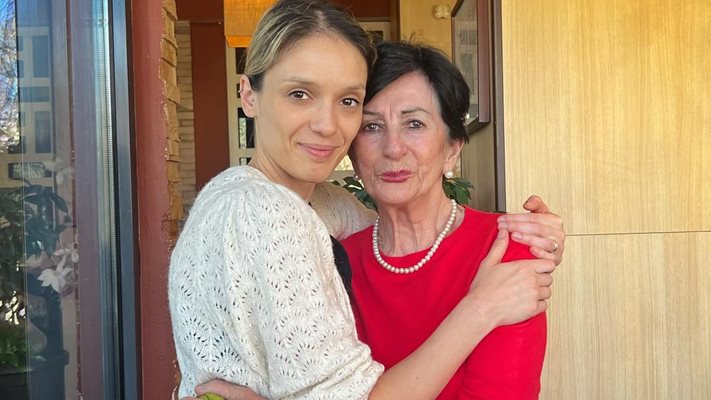 Луиза Григорова изненада баба си за ЧРД с голям дар