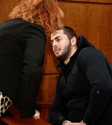 Йоан Матев по време на делото в съда