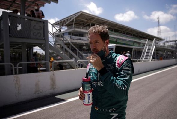 Себастиан Фетел напуска "Формула 1" в края на сезона