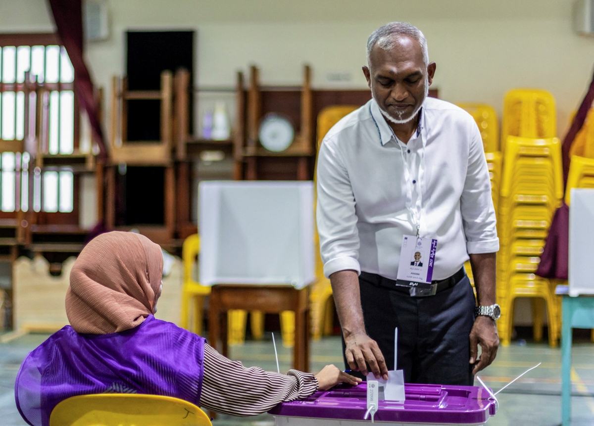 Прокитайският кандидат Мохамед Муизу спечели президентските избори на Малдивите