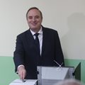 Кандидатът за президент проф. Анастас Герджиков гласува на балотажа.