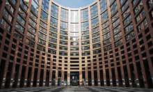 Изборите за Европейски парламент - подем на крайната десница, политически трус във Франция и евентуален нов мандат на Фон дер Лайен