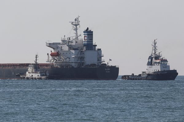 Британска компания разширява програмата си за корабни застраховки с Украйна