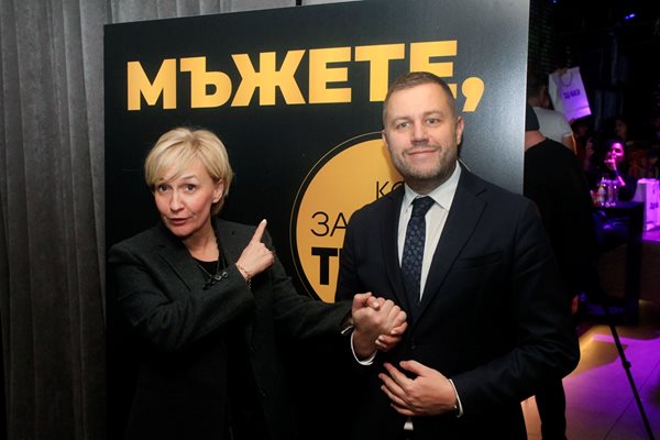 Михаела Калайджиева, главен директор “Корпоративна политика”  в Yettel, и Георги Милков СНИМКИ: ЙОРДАН СИМЕОНОВ, ВЕЛИСЛАВ НИКОЛОВ И НИКОЛАЙ ЛИТОВ