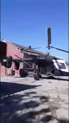 Хеликоптерът в двора на винпрома