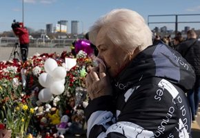Мемориал на жертвите на атентата край Москва
Снимка: Ройтерс