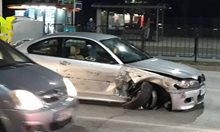 Дрогиран шофьор помля 6 коли в Пловдив, има ранени (Снимка)