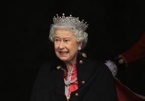 Елизабет II наследява британската корона на 25-годишна възраст.
СНИМКА: РОЙТЕРС