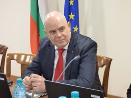 Главният прокурор Иван Гешев предупреди, че може да не се избере шеф на НСлС.