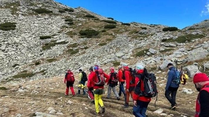 Спасиха бедстващо семейство в Балкана