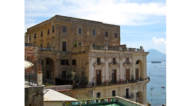 Палацо Дон’Анна в Неапол СНИМКА: Уикипедия