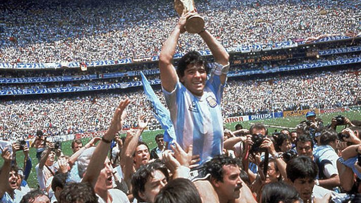 Върнаха фланелката на Марадона от финала на Мондиал 1986 в Аржентина