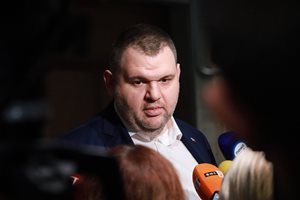 Делян Пеевски: Румен Радев нагнетява обществено напрежение