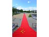 Опънаха червен килим за евролидерите пред "София Тех парк" (Снимки)