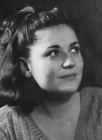 Авторката Румяна Апостолова почина през 2001 г., без да дочака книгата си.  СНИМКА: Личен архив