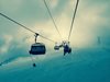 Над 100 скиори са блокирани на седалков лифт в Централна Австрия