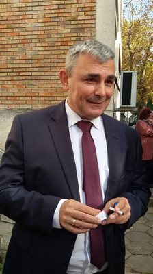 Временно изпълняващият длъжността кмет кмета на общината Виктор Борисов