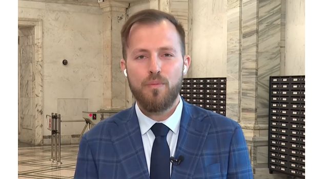 Депутатът от ПП-ДБ Искрен Митев
Кадър: NOVA NEWS