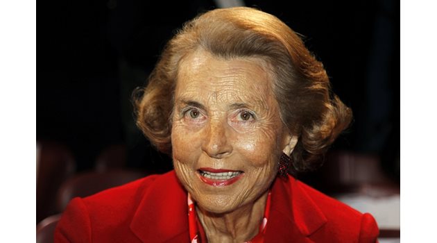 Най-богатата жена в света е била красавица на младини, изглежда прекрасно и на 90 години.