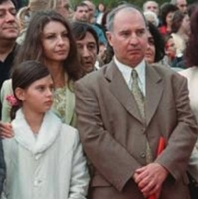 Владо Живков с Валя и дъщеря им Елизабет