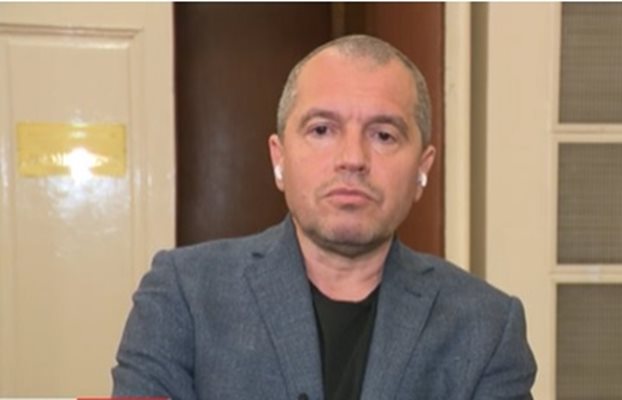 Тошко Йорданов за Радостин Василев: Държи се като тъпа мутра, а говори за морал