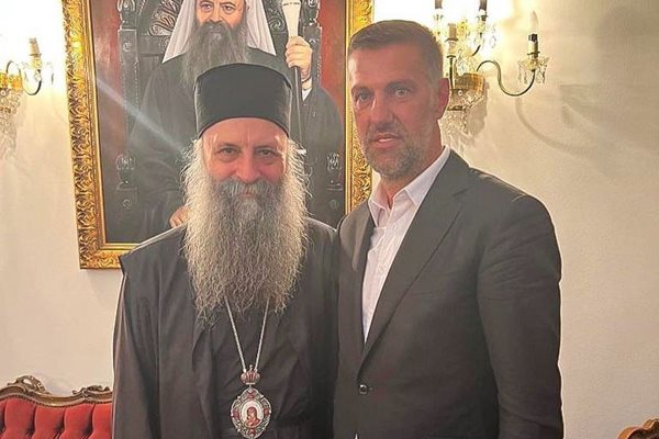 Младен Кръстаич със сръбския патриарх Порфирий