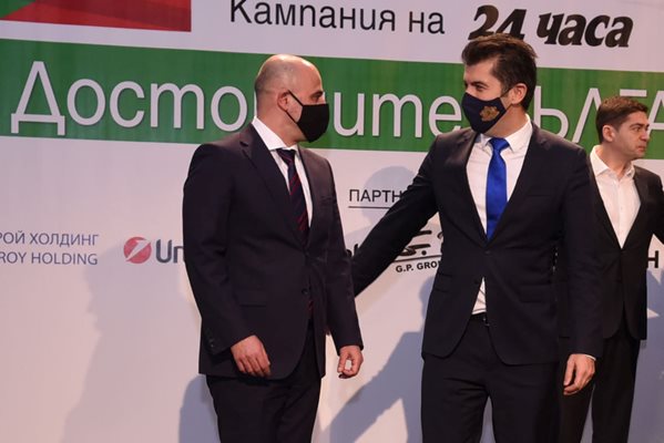 Ковачевски и Петков на церемонията "Достойните българи". 