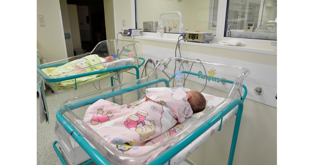 A 14-year-old girl gave birth to a baby boy on Christmas in the Pazardzhik hospital