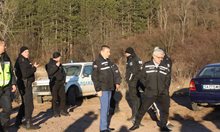 Арестуваха мъж в Бургас във връзка с 18-те загинали мигранти в камиона ковчег открит край Локорско