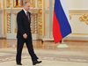 Рейтингът на Путин е спаднал със 7% след президентските избори