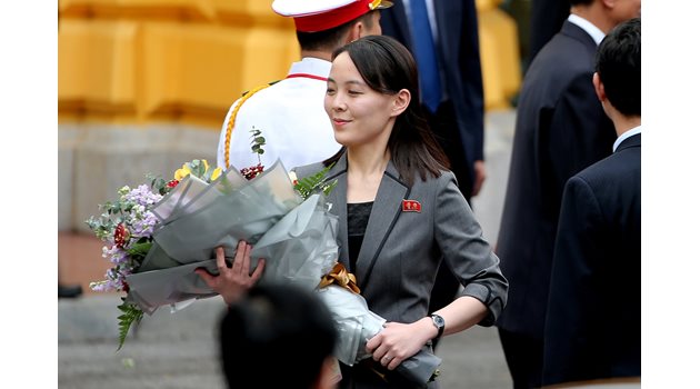 Сеул обвини сестрата на Ким Чен Ун в разрушаване на офис за $8 млн.