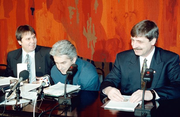 Покойният Илия Павлов, Волен Сидеров, който бе пиар на "Овергаз" и Сашо Дончев
