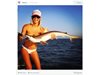 Нова мания в социалните мрежи - рибен сутиен (Снимки)
