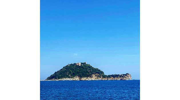 Украински богаташ купи красивия италиански остров.