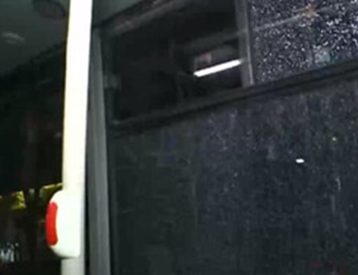 4 деца изпотрошили с камъни автобуса по линия 11 в Пловдив