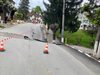 Натрупването на вода под платното е причината за пропадналата улица в Румъния