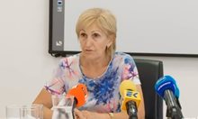 Шефката на ДКК: Министър Стоянов оказва политически натиск (Видео)