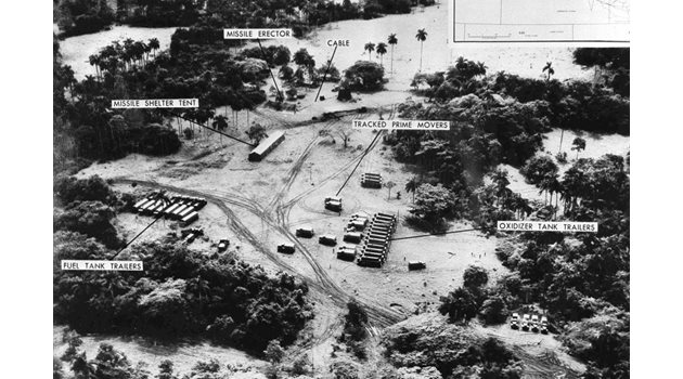 Сателитни снимки на ЦРУ разкриват установките в Куба през 1962 г.