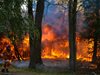 Пожарникари дежуриха през нощта в района на пожара край село Красново