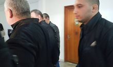 Подсъдим ексшампион по борба удари репортерка в Бургас