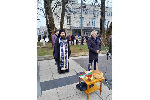 Военни се включиха в честването на националния празник 3 март в Монтана