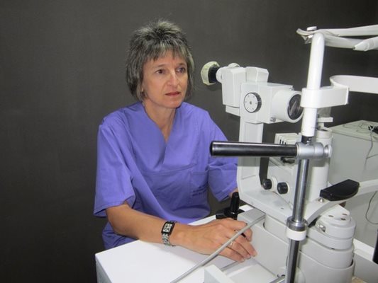 Д-р Галя Драгнева, началник на очното отделение в смолянската болница, твърди, че в 30-годишната си практика попада за първи път на подобен случай.