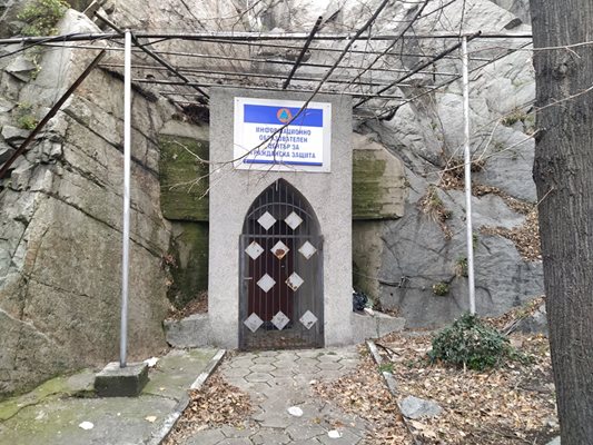 Единственото поддържано скривалище е до БНР и БНТ в Пловдив.
