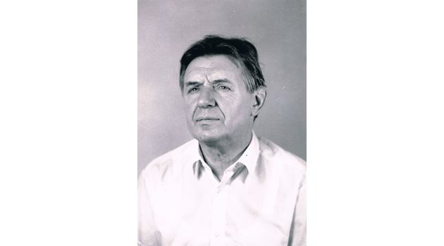 Инж. Иван Марангозов е конструктор на първия  компютър, изработен в ЗИТ  (Завод за изчислителна техника) в София.