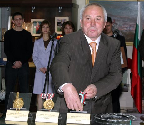 Мърков със златните медали от трите най-големи първенства