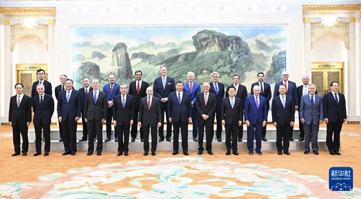 Си Дзинпин: Китай и САЩ трябва да станат движеща сила, а не пречка за развитието един на друг