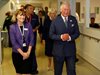 Принц Чарлз и съпругата му посетиха пострадали от атентата в Лондон (Снимки)