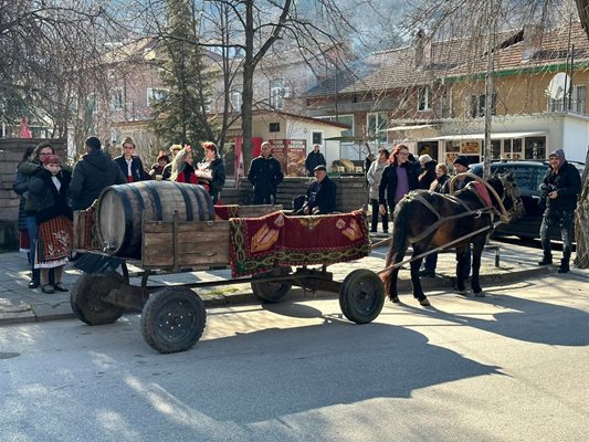 Устина среща Румен Радев.