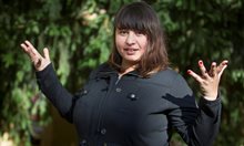 Чаровната Наталия Цекова - първата ромка, завършила НАТФИЗ